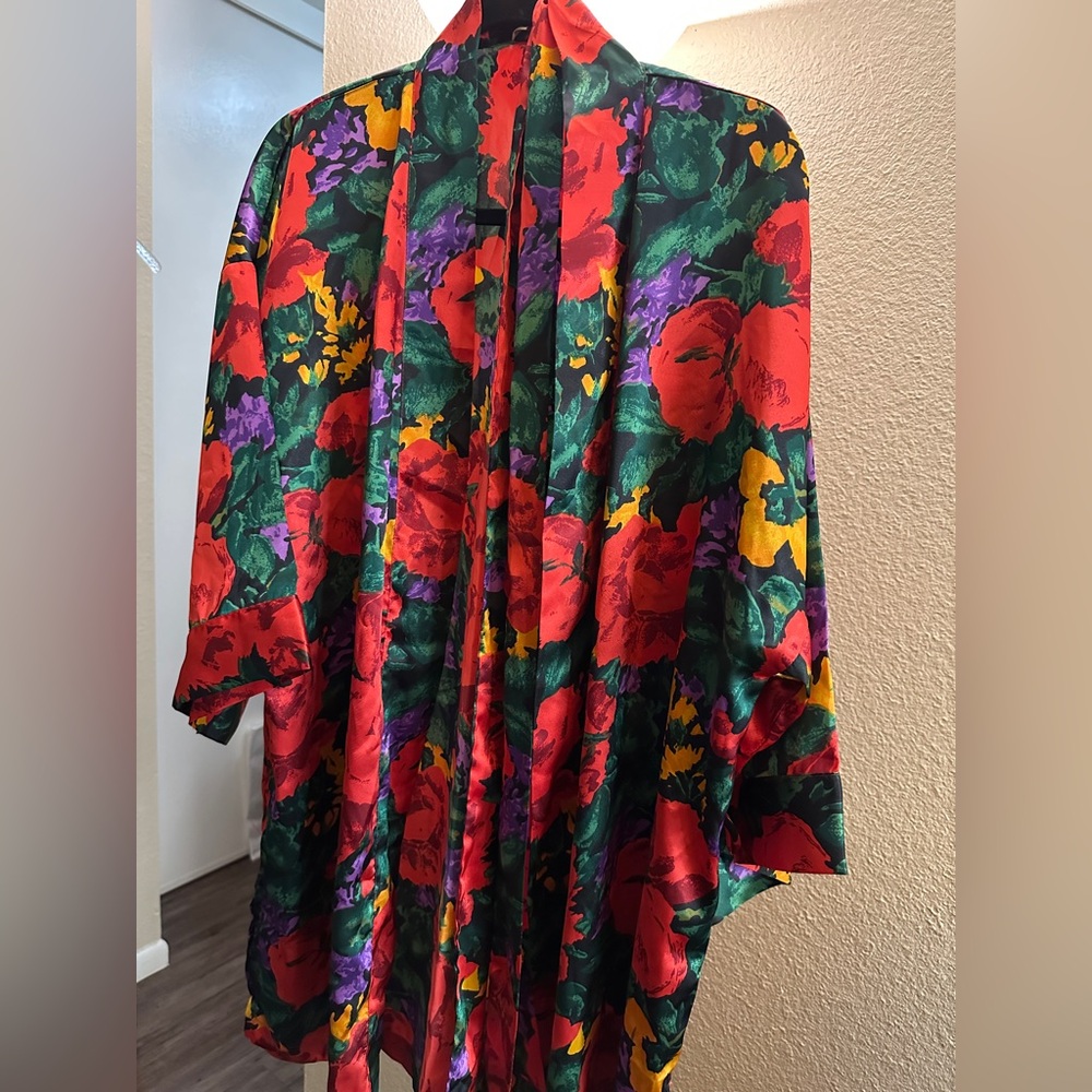 3 sets Victoria’s Secret Vintage Gold Label Robe & Slip Dress Set Sz L (6pc) - Picture 2 of 7